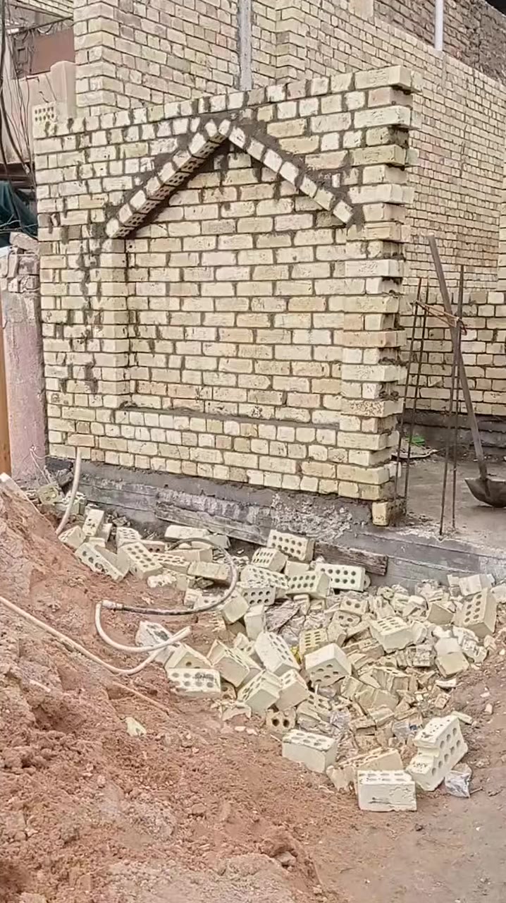 السلام عليكم موجود كادر بناء مصري شغل درجه اولى اسعار مناسبه للجميع رقم الواتساب***********
