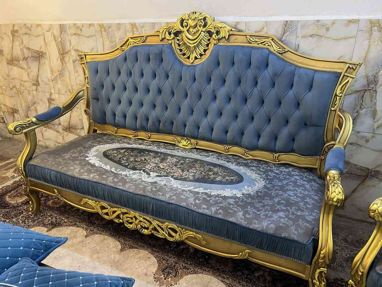 تخم زان مصري 10مقاعد سيت طبلات نظافة 100 💯💯 مكان المنصور للتواصل ***********
