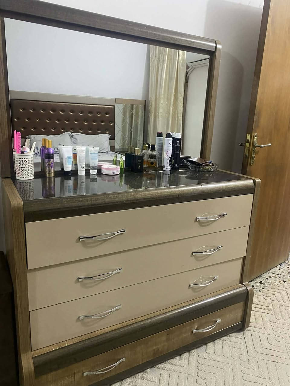 غرفه البيع 550


**إذا كنت صاحب هذا الإعلان وتريد حذفه لأي سبب، رجاءا أرسل رسالة إلى الدعم الفني**