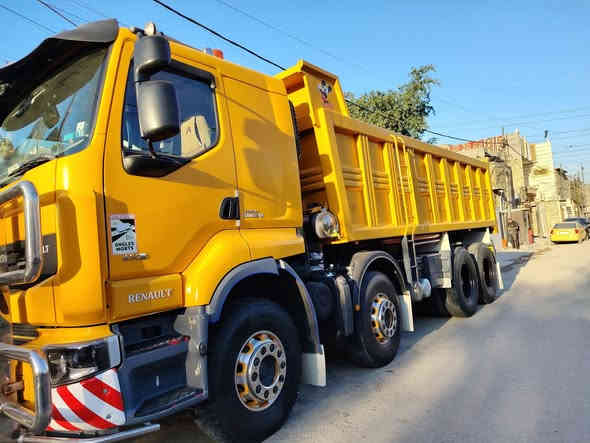 السلام عليكم للبيع رينو مشترك فالفو مسجله قاطرة ومقطورة للاستفسار اتصال( ***********)
