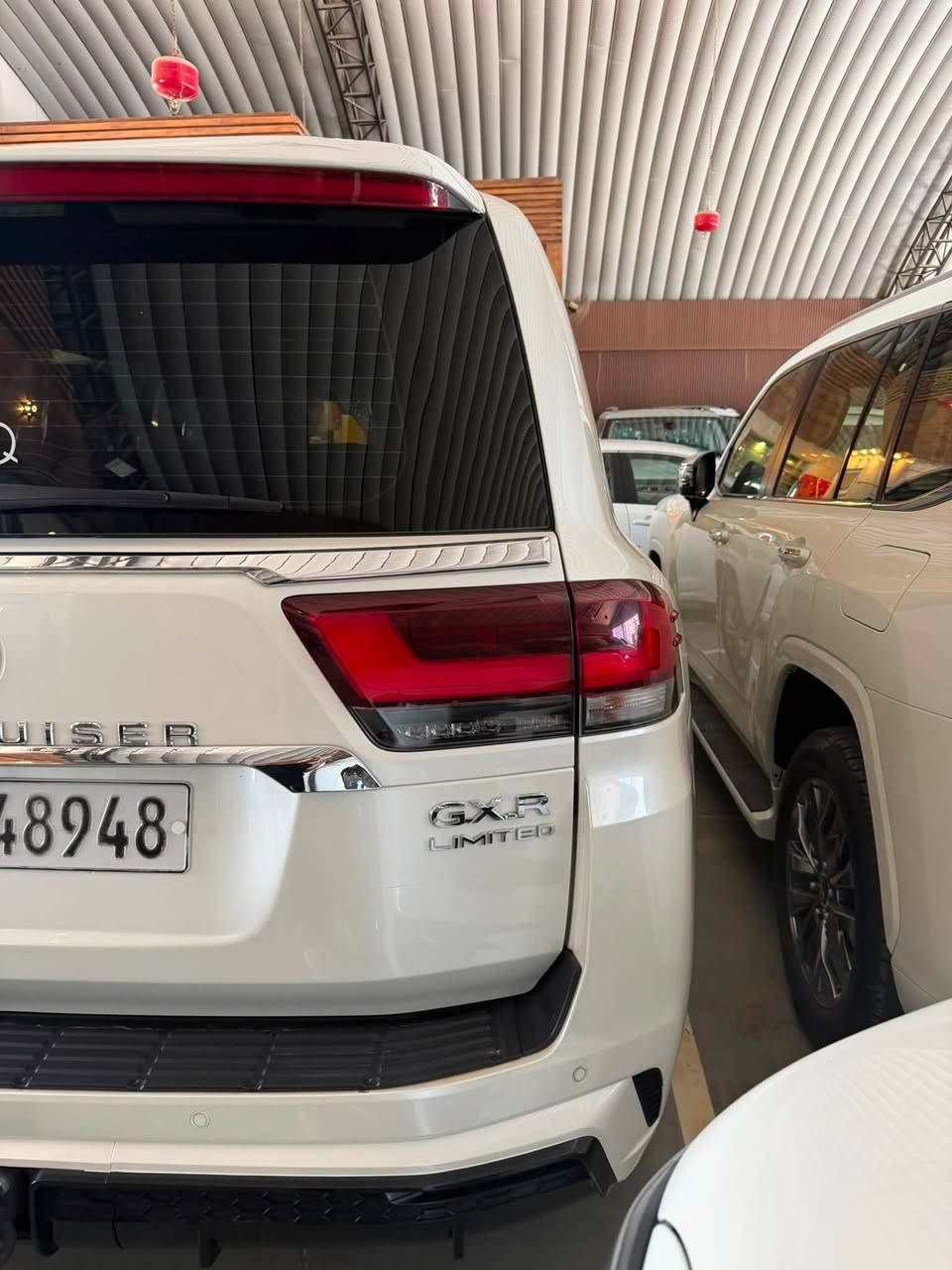 TOYOTA Land cruiser 2024
GX.R  Limited
‎سنة الصنع: 2024 
‎
٥ كاميرا 
ماشييه  30  الف  كم 
‎المواصفات :
- محرك 6 سلندر 4.0L
‎- فتحة سقف ( سلايد ) 
-٣ شاشات 
- شاشات ترفيه خلفية
‎- مقاعد جلد 
‎- مقاعد كهربائية 
- مقاعد امامية تبريد 
- ⁠تبريد وتدفئة امامي خلفي 
‎- بصمة الابواب 
‎- صندوق كهربائي
‎- مصابيح LED و زينون
-7 راكب 
-شحن واير ليس 
-حساس امامي خلفي 
‎- حجم العجلات 20 inch 
مكفول كفاله عامه 
***********
***********
