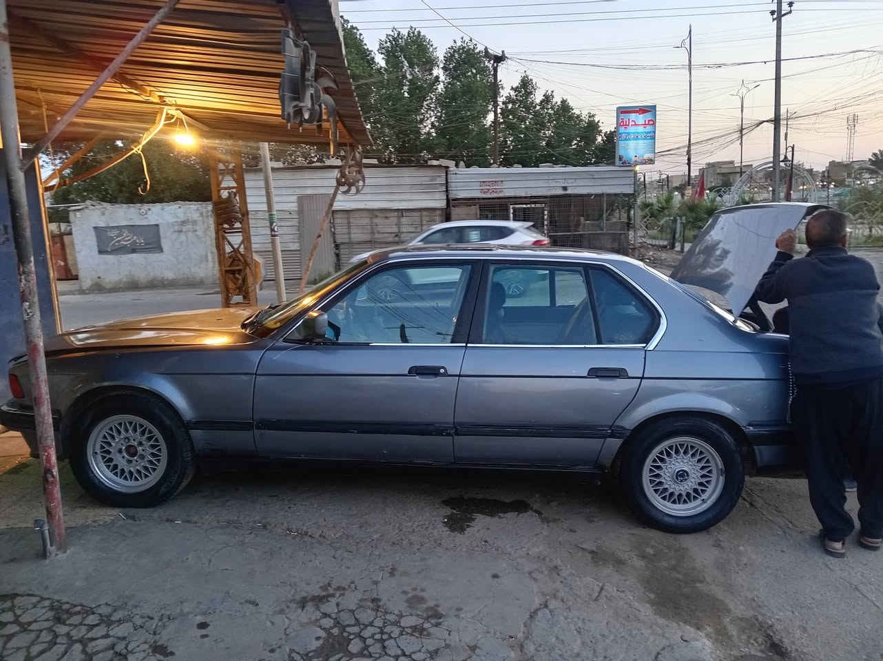 سياره موديل 92 حجم 735 جاهزه حداده 80 بل 100
تبريد طخم تاير كهربائيات جاهزه سنتر لوك رقم بغداد ثاني يوم احولك محوره محرك جنون 3000  السعر 50ميسان العماره
***********
مراوس حسب القناعه
