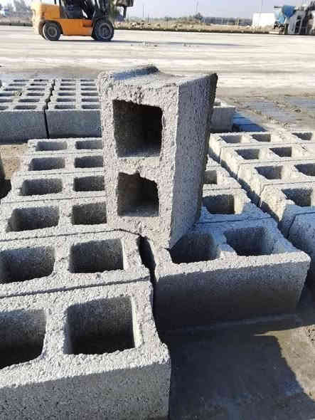 بلوك اوتوماتيكي درجه اولى
بلوك كلب شرط القوه ومتانه 
وأصل الكافه مناطق بديالى سمنت كيلوين وثقيله***********
