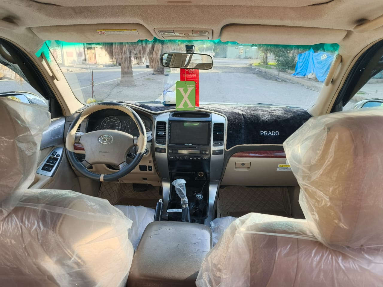 برادو 2007 كلين عدا شبر فوق التاير الخلفي من جهة السايق السيارة نظيفة مكينة 6 سلندر شرط فول مواصفات رقم بغداد انكليزي موجوده في الموصل باسمنا شرط التحويل السعر 165 ومجال بسيط للتواصل ***********
