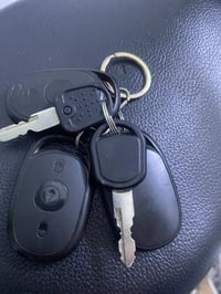 مرحبا دراجه نوع ريان 1بطاريات جديده  2تايرات جديده  3اشاير الايت عالي ...