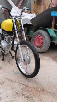 دراجه للبيع دراجه مقفوله من ماكينه مشاصي دراجه حلوه ما عوز هالشي السعر...