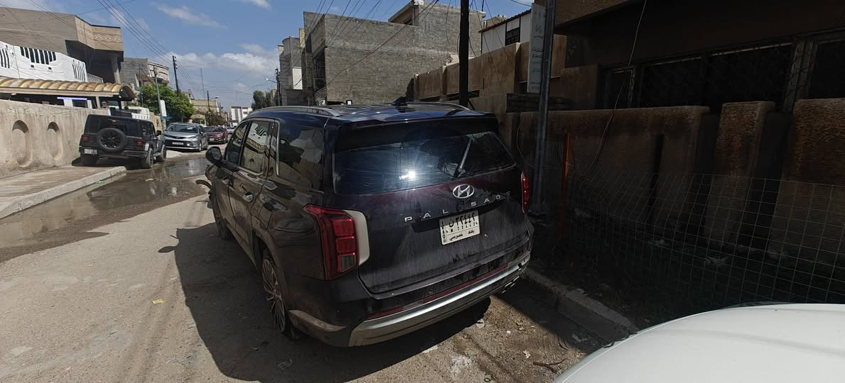 السلام عليكم بلسايد 23 كاليغرافي صار بيه حادث بجم باقي سيارة سليم كما موضح للبيع  على هاي وضعية سعر 230 مكاني الغزالية ***********
