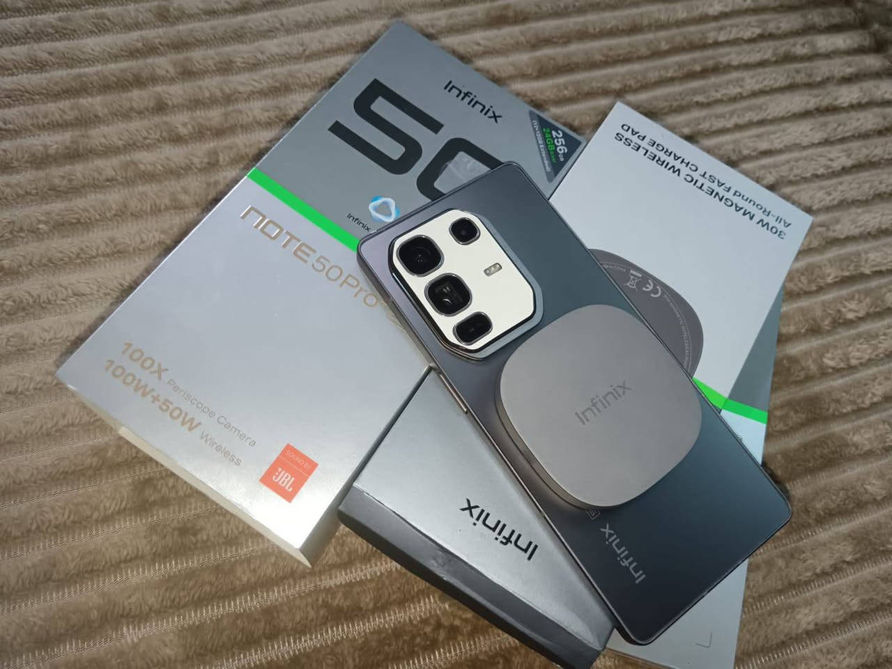 Infinix NOTE 50 Pro+ 5G للبيع
ضمان ما داخل اي صيانه 
كامل معا الملحقات ✓
السعر 🔥450الف 
تواصل خاص او واتس 7518328278


**إذا كنت صاحب هذا الإعلان وتريد حذفه لأي سبب، رجاءا أرسل رسالة إلى الدعم الفني**