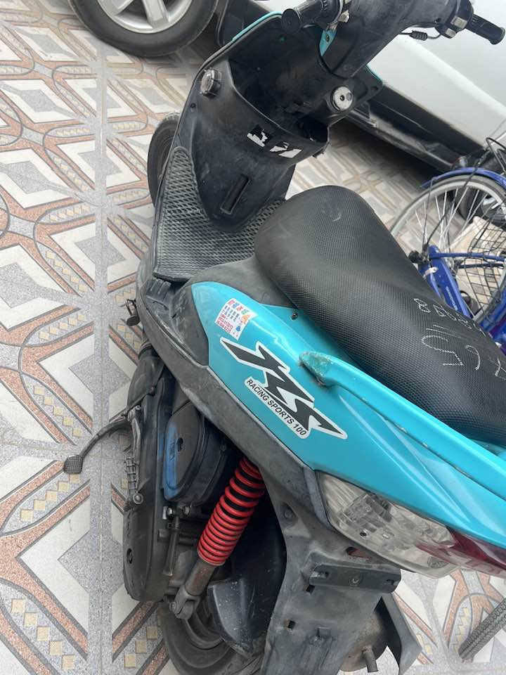 ماكس عدله دراجة تخبل شلعه ومعدل وكفرات بلادي ختم واحد دراجه من طول لطول 
مكينه مكفوله من الفتح 
عنواني ام الكبر قرب جامع الفردوس 
سعر 825 الف وبيها مجال ✅
الرقم ***********
