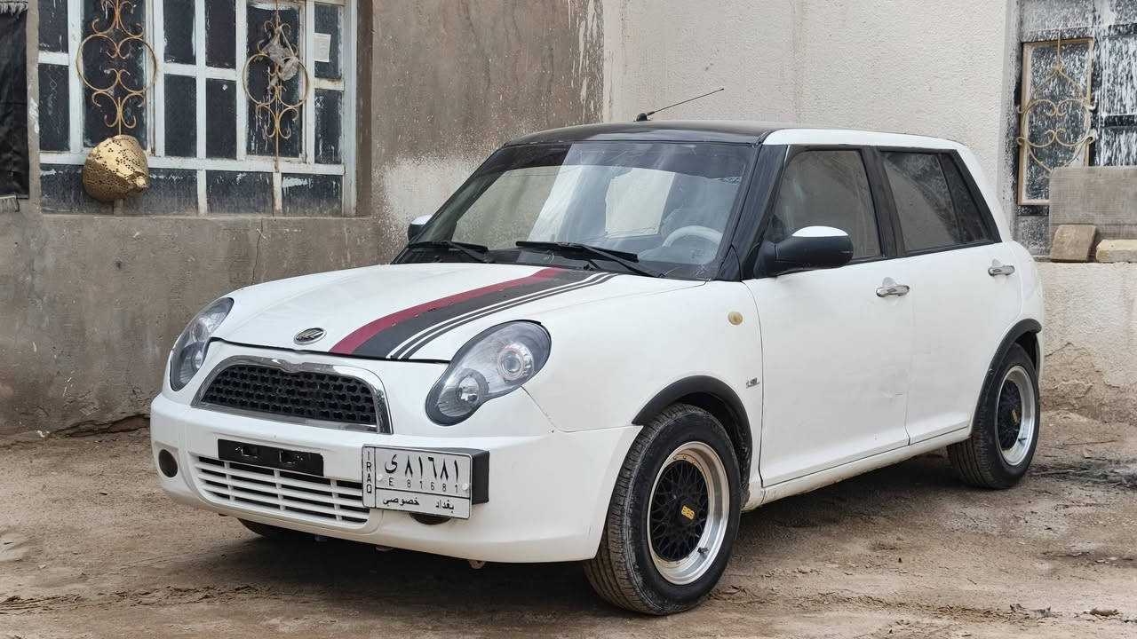 سلام عليكم ليفان 2012 للبيع مكينه وكير مكفولات ✅سنويه 2027 👍بيه صبغات  بل هلالات والعتب حداديه جديده تخم تاير جدد ويل رياضي جديد ضمان سنه تحويل مباشر مكاني نجف /كوفه //سعر ٤٠ //  ***********
