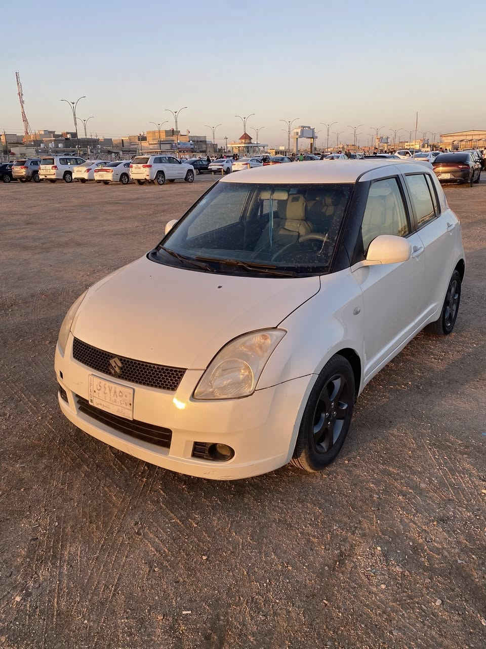 سسوكي 2007 سياره جاهزه مكينه حداده تبريد باتري جديد تخم تاير راعيه موجود بلبصره اتفسار ***********
