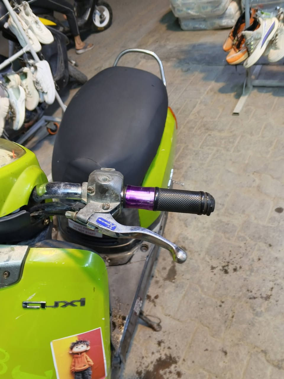 السلام عليكم درجه بوليس للبيع السعر 280 وبيه مجال مكانه مدينه الصدر ***********
