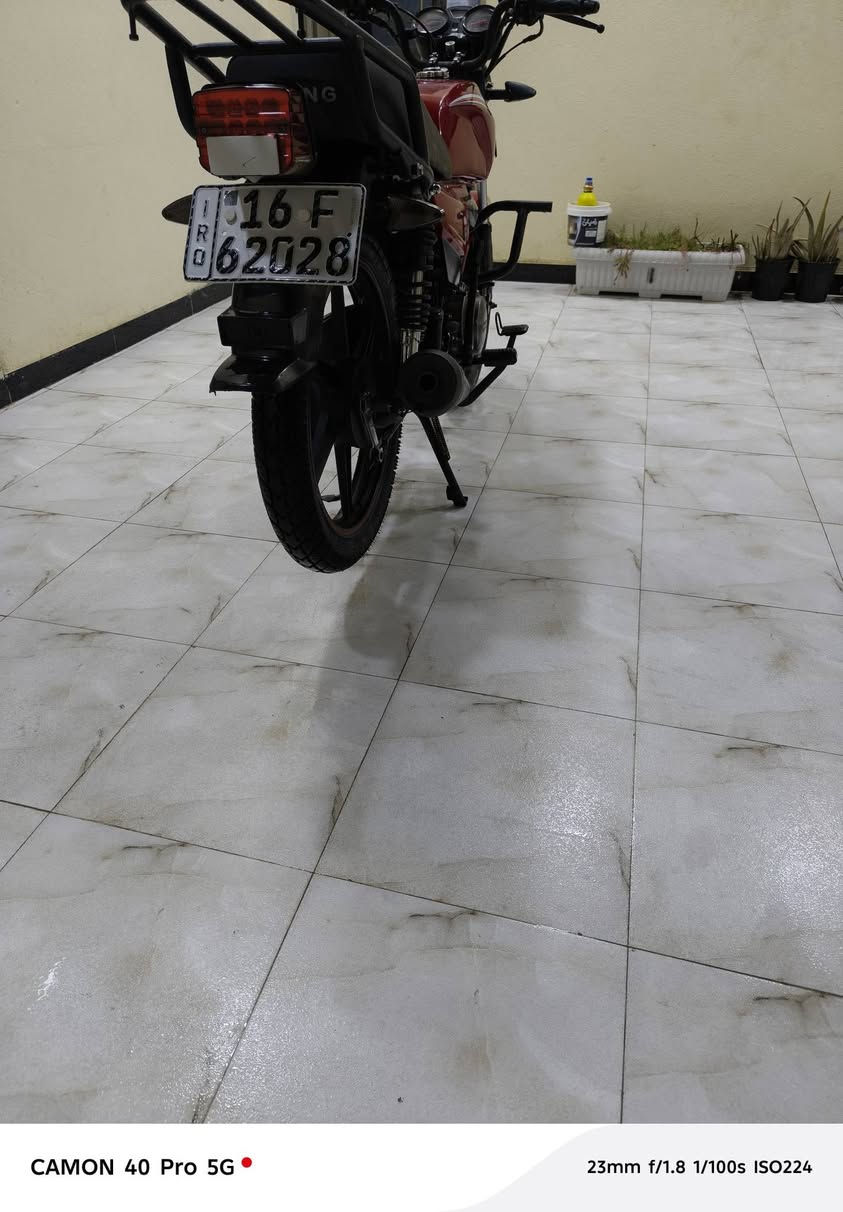 السلام عليكم دراجه موديل 2023( شنك) دراجه كفاله محرك مامفتوح رقم بسمي سنويه ل 2030 مكاني ديوانية الاسكان مامتواجد ع فيس ***********
