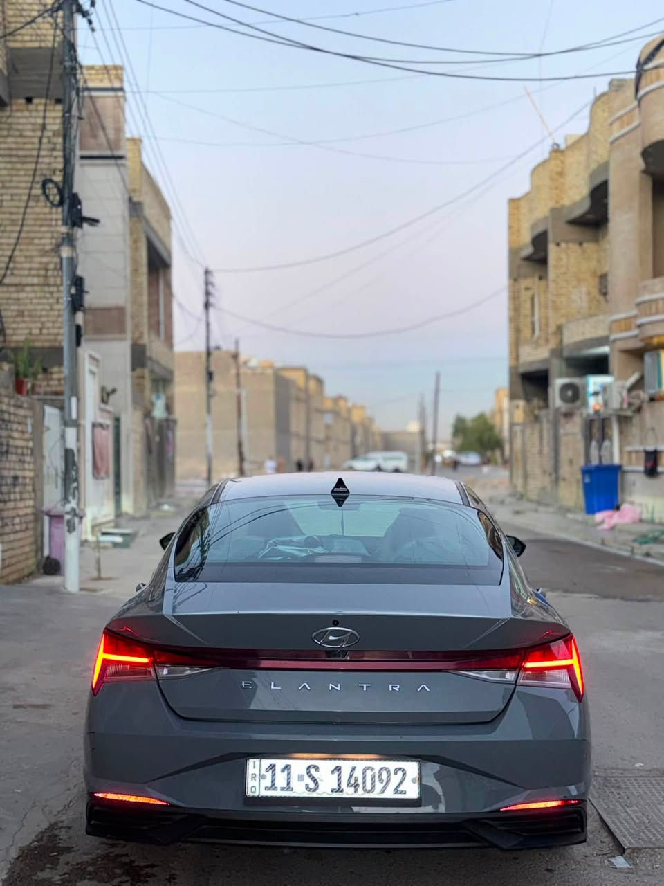 النترا 2022 هايبرد فول مواصفات بصمه تشغيل عن بعد تدفئه مقاعد كامره خلفيه هاند بريك بصمه 3 وضعيات قياده تحكمات ستيرن مثبت سرعه تثبيت مسار تنبيه خروج عن المسار ردارات اماميه وجانبيه 6 سماعات 2 سبيكر بك لايت لد ولايت امامي زنون بجم كبس نظام ترحيب اوتو هولد سبير طفايه مثلث كامله السياره 
بيها قطعتين صبغ وبيها بارد بسيط بالجاملغ الخلفي 
سعر 132 وبيهه مجال  مكاني بغداد الشعب 
***********
