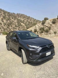 تويوتا راف فور هايبرد XLE 2022 Premium للبيع  •عدد الكيلومترات المقطوع...