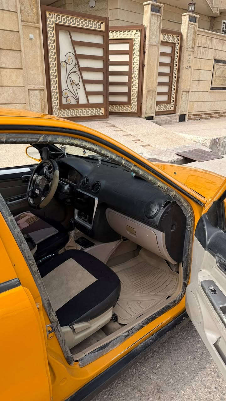 السلام عليكم
سيارة سيكي ٢٠١٢ 
كير محرك شرط كورولا 
كهربائيات كلها شغالة 
تبريد شغال 
رقم جديد 
هيئة غرامات صفر 
الشرعي موجود بالموصل شرط التحويل فقط 
السعر 41$ وبيها مجال 
رقم الهاتف ***********
