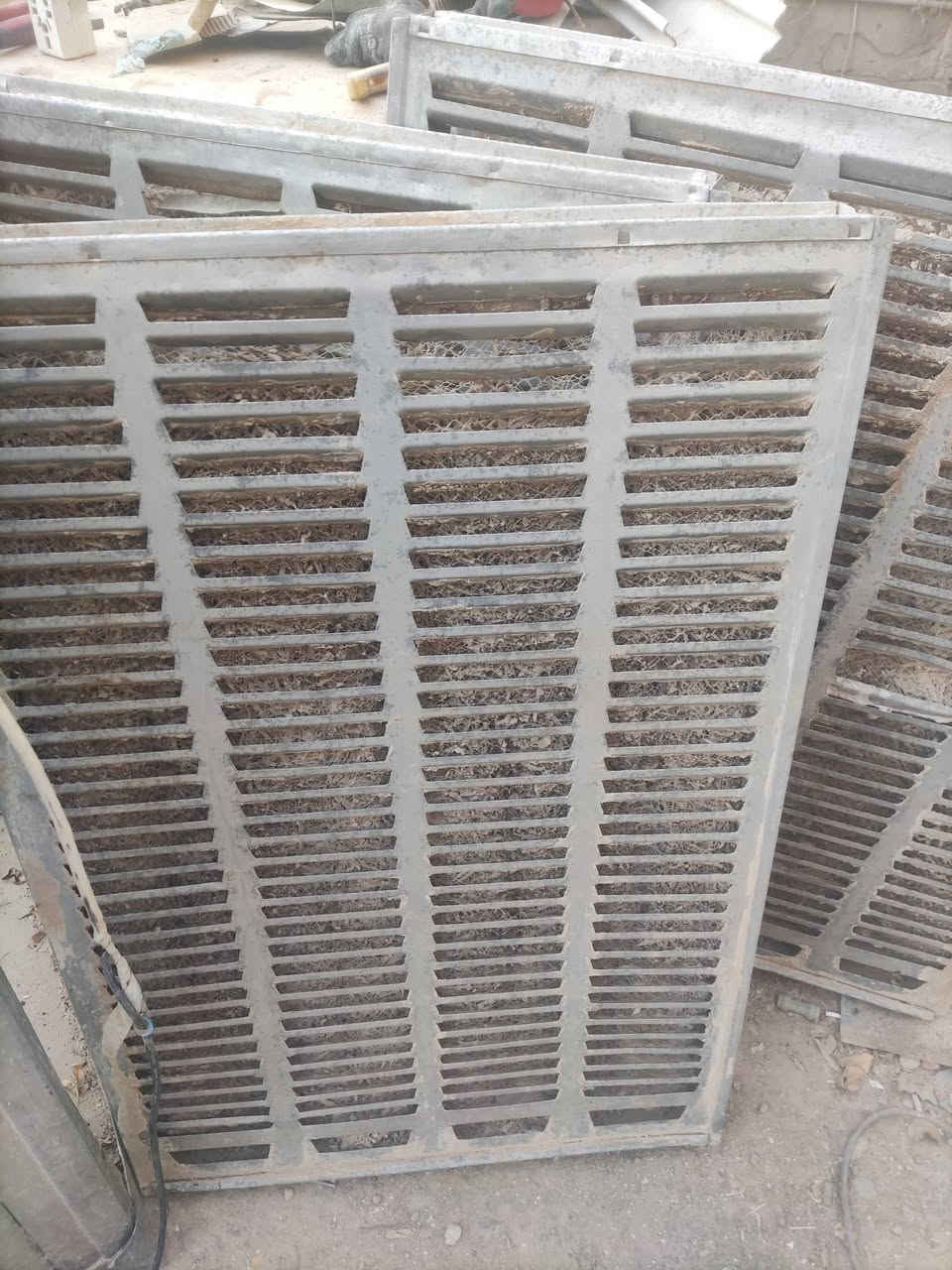 السلام عليكم توفرت لدينا مبرده المنيوم  للبيع  حجم ثلاثة ونص فول ومكفول  محوره نظيفه جدا دبل غطاس السعر 120 للاستفسار الاتصال  ***********
بادارة حكيم
