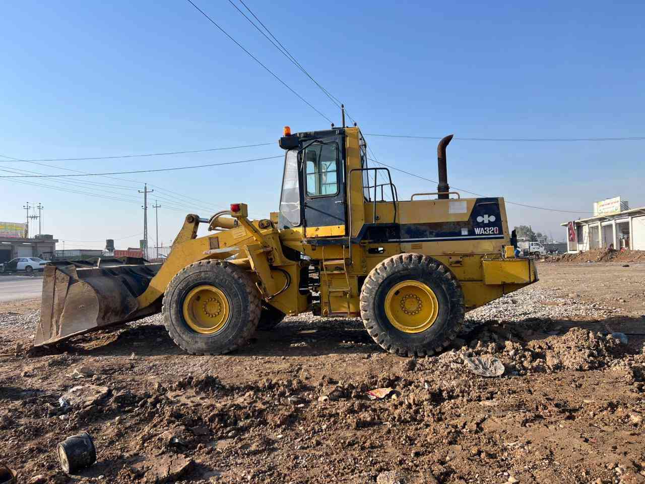 السلام عليكم شفل كوماتسو حجم 320 رقم شمالي رفع دفع خير من الله جاهز للشغل السعر 175 وبي مجال
للاستفسار ***********
