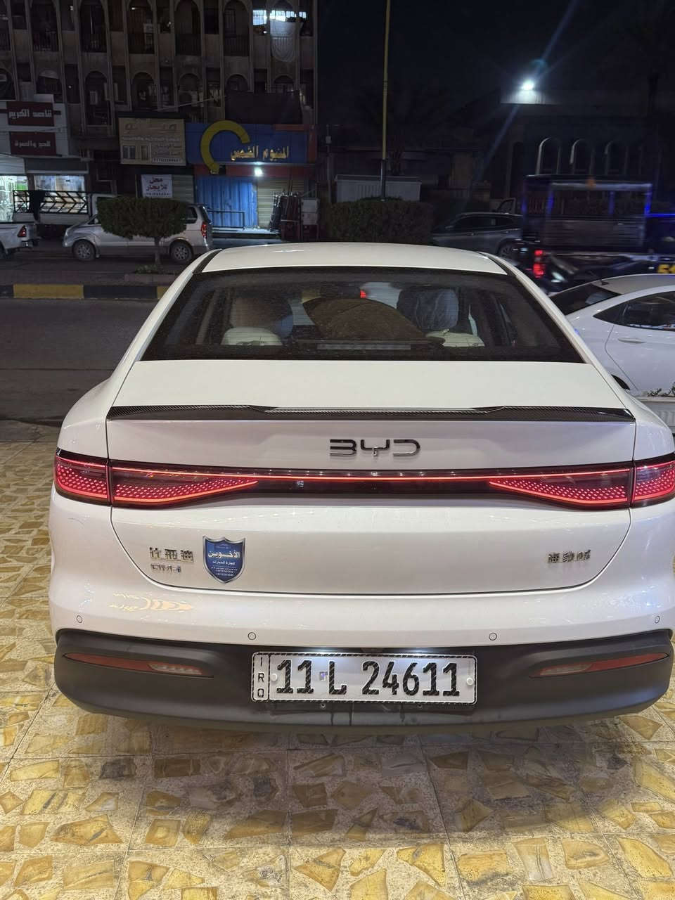 🚗🔥 BYD SEAL 5 — 🔥🔥🔥🔥بسعر 🔥🔥🔥🔥🔥🔥

السعر: 17/000مليون
التفاصيل • موديل 2025 
كامل ملحقات 
🔋 المحرك والتقنيات
 • محرك 1500cc اقتصادي (Hybrid + Electric + Petrol)
 • تبريد أمامي وخلفي قطعتين
 • كير ماوس
 • بصمة + كارت دخول ذكي
 • شاشة وسطية
 • كامرة خلفية
 • حساس خلفي + واقيات طين امامي وخلفي 

💡 الإضاءة والتصميم
 • جنح كاربون فايبر (جناح خلفي مميز – لمسة هجومية فاخرة)
 • لايت زنون
 • بك لايت LED
 • ويل كروم 
 • داخل جلد لون أبيض
 • تحكم مقود جانبين
الاتصال ***********

