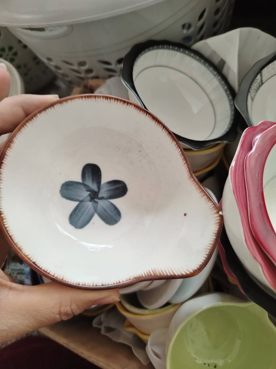 الي وصوني ع مواعين رسوم للاطفال
الي ابنه مياكل تعالي يمي وشوفي الأشياء الي وفرته تخلي ياكل حتى اذا ميعجبة الاكل


**إذا كنت صاحب هذا الإعلان وتريد حذفه لأي سبب، رجاءا أرسل رسالة إلى الدعم الفني**