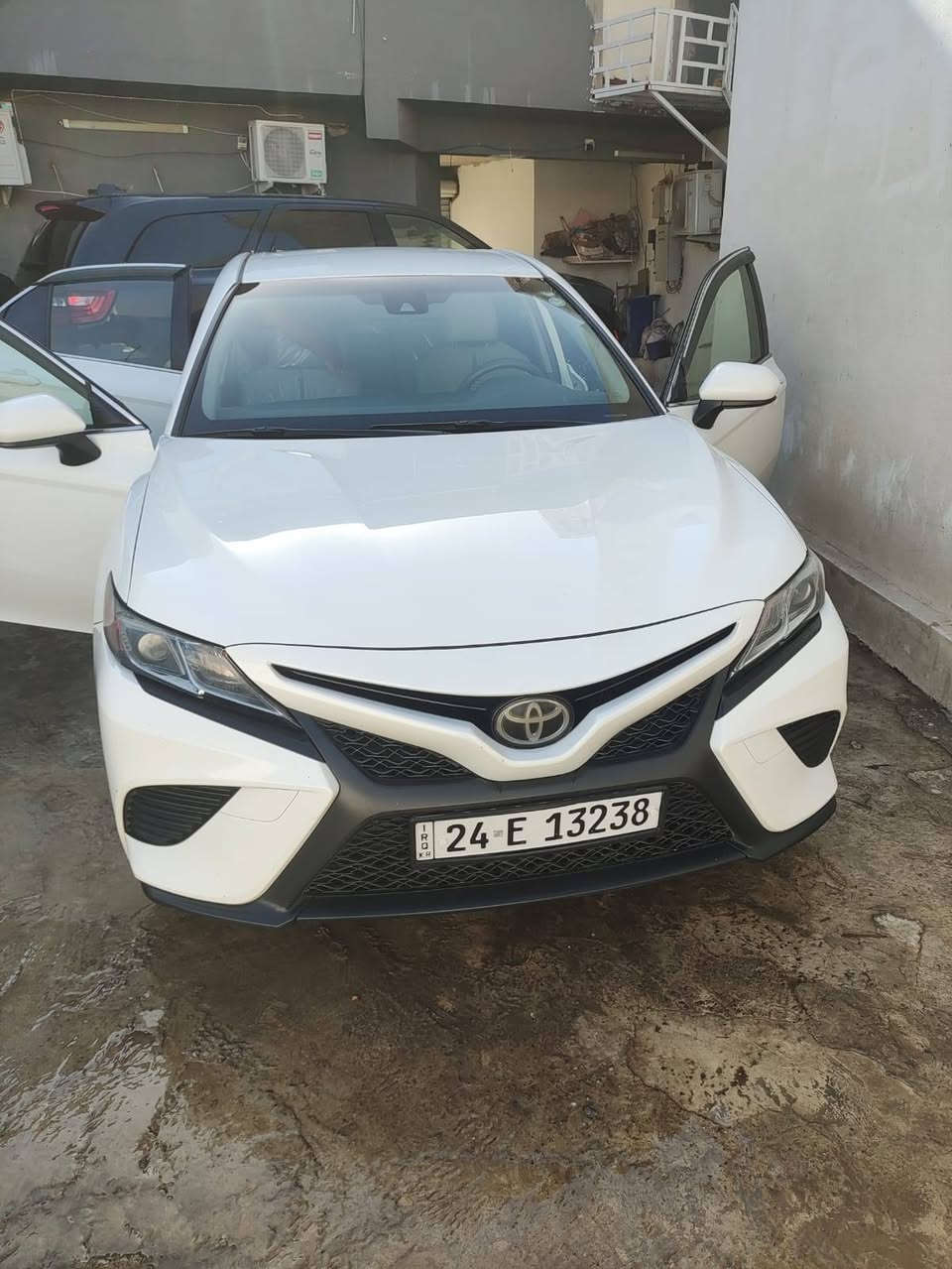 كامري فول مواصفات  موديل ٢٠١٨ كلين وارد امريكي بدون ضرر . شرط شركة  ..
السعر ( ٢٠٥ ) .. للاستفسار ( *********** _  *********** )
