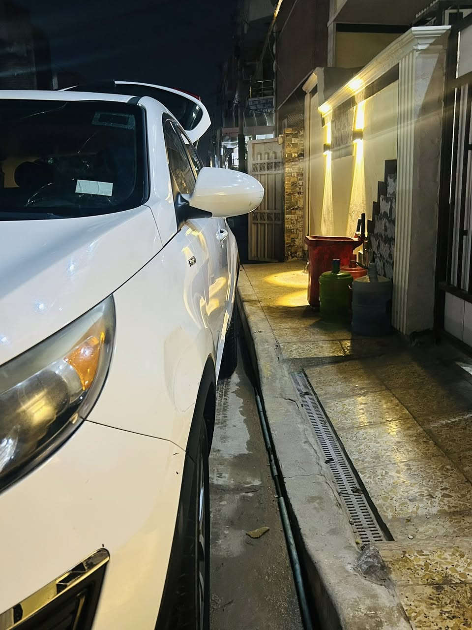 سلام عليكم  كية سبورتج موديل ٢٠١٦وارد أمريكي حادثه فقط صندوق تخم تاير جديد سياره جاهزه  بالعافيه على الياخذه العنوان  بغداد الشعب حي البساتين السعر 140وبيه مجال 
الاتصال على رقم ***********
