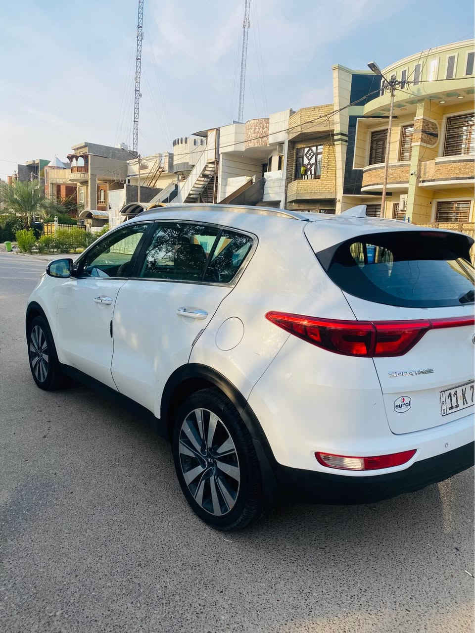 سبورتج 2017 خليجي رقم بغداد الدولي بأسمي

السياره بصمه تشغيل 

هاندبريك بصمه 

كامره حساسات 

سماعات جي بي أل 

رادار امامي 

كشنات كهرباء 

كشنات جلد 

مري شفط اشاير بالمري 

تحكمات ستيرن جهتين 

بيهة فقط جاملغ مبدل اني بدلته بيدي طخته بسيطه وجاملغ القديم عندي موجود وبدون اي دواخل سياره جاهزه من كلشي  مكاني بغداد الكرخ  للاستفسار *********** 

السعر175 Colombo, Sri Lanka
