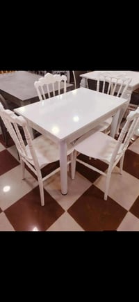 ميز طعام • ٤ كراسي • الخاجيه شارع أربعين