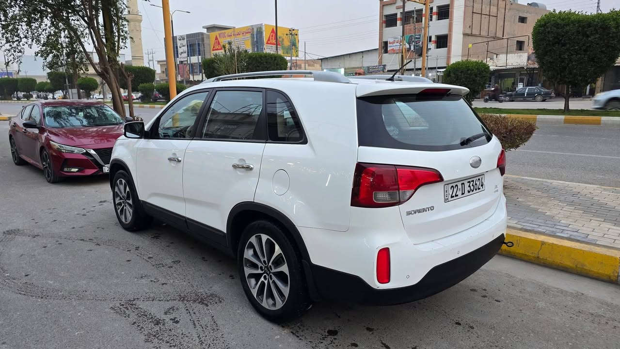 سلام عليكم سورنتو ٢٠١٣ شكل ١٤ خليجي كير محرك ٤ اسلنتر تخم تاير سياره خير من الله تحويل مباشر رقم أربيل  البيع سعر ١٥٧ بيه مجال العنوان واسط الزبيدية رقم تلفون ***********
