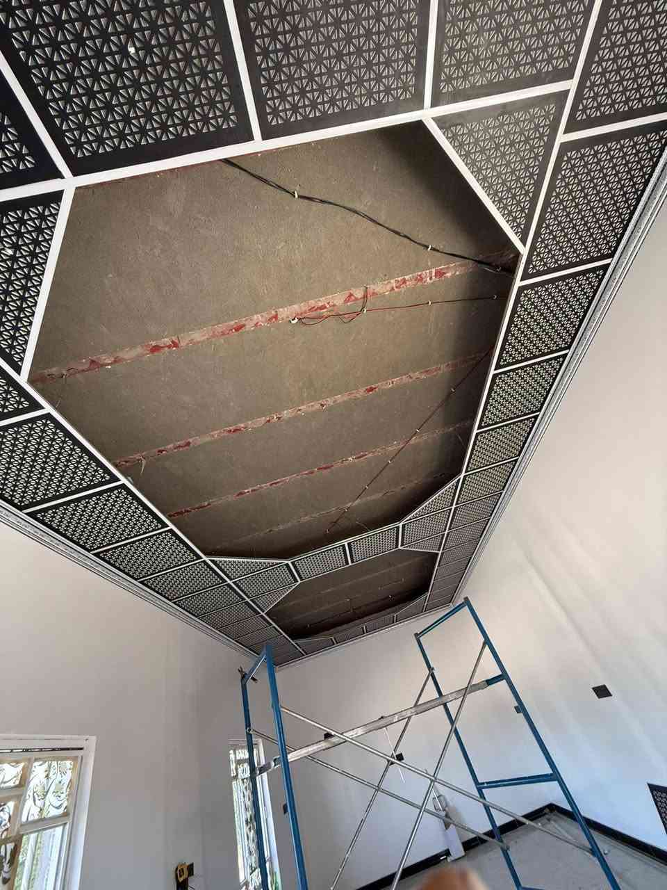 #سلام #عليكم 👋
#عمل تصليح جدار تعبان 
#عمل سقوف ثانويه 
#تغليف جدار بلاستك
#عمل وراق جدارن
#عمل اصباغ ومعجون 
#عمل ترميم بيوت تعبانه 
#ملاحظه عمل كرسته وعمل او فقط عمل .......#اتصال 
***********
عمل جميع مناطق #البصره
