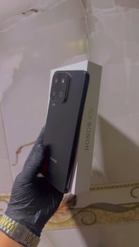 هونر x7c ذاكرة 256  ملحقاته كامله  مكفول  سعره 115 وبيه مجال بسيط للشر...