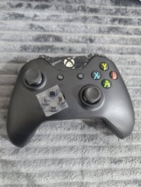 جديدة • بدون ملحقات • توصيل