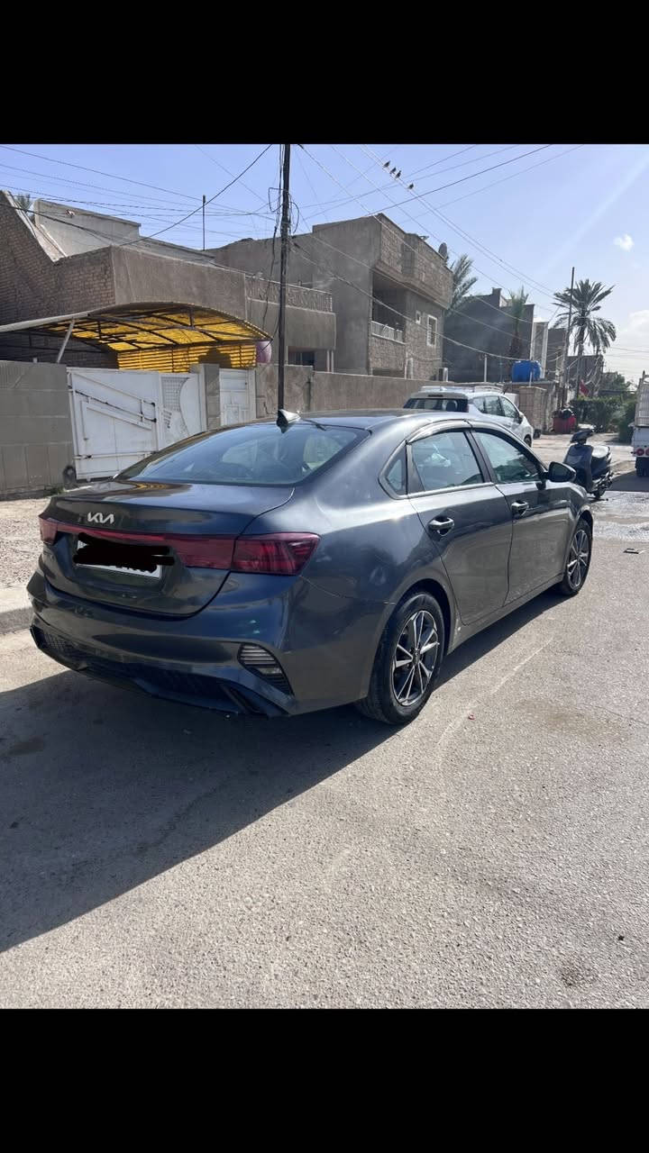 السلام عليكم فورتي 2023 رقم بغداد معوقين وارد امريكي ٤ قطع صبغ  مكانها بغداد  الرقم ***********
