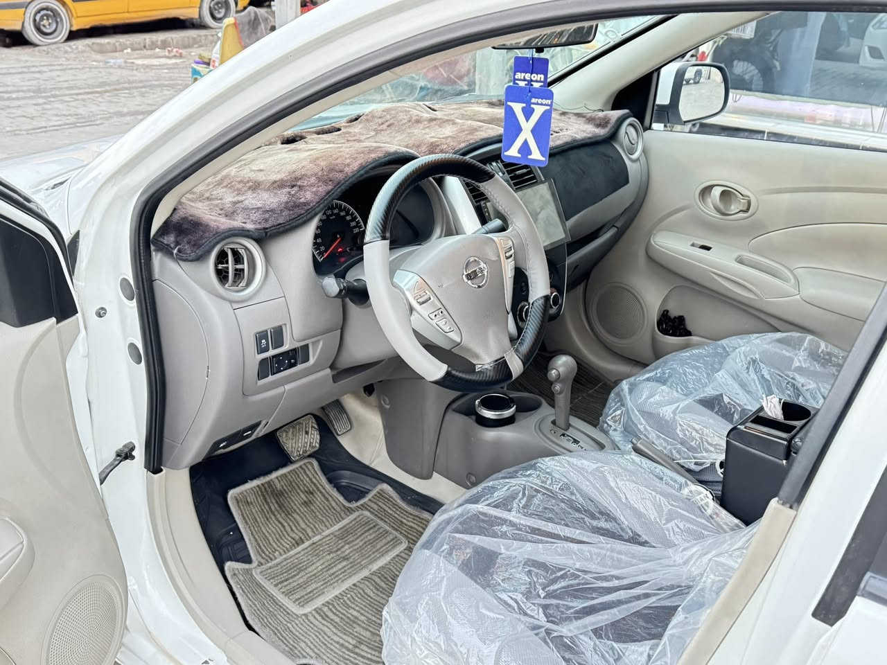 السلام عليكم
من رخصة الادمن والاعضاء الطيبين نيسان سني 2024 للبيع السياره هندي اصل رقم اربيل الجديد بأسم شركه السياره جداً نظيفه جديده بيها مكانات بارد كلش قليل تجي وتشوفهن بعينك
المكان البصره حي المهندسين
اخوان السعر المطلوب 125$وبيها مجال  حاضرين اي تفاصيل اتصل ع الرقم سيد رياض الموسوي ‭0772 276 3955‬
