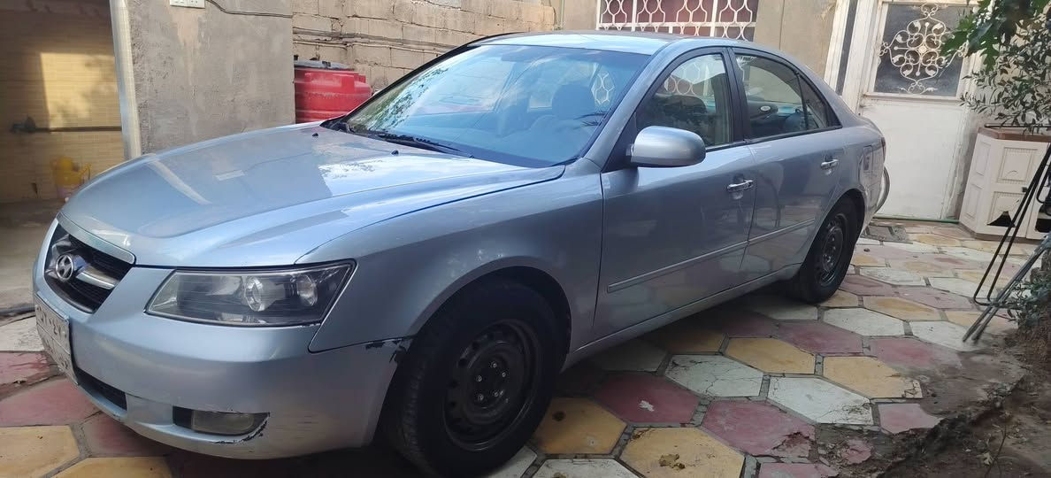 سوناتا موديل 2007 وارد امريكي السعر 85 وبيها مجال مراوس او بيع ماكو مشكله وهذا رقمي ***********
