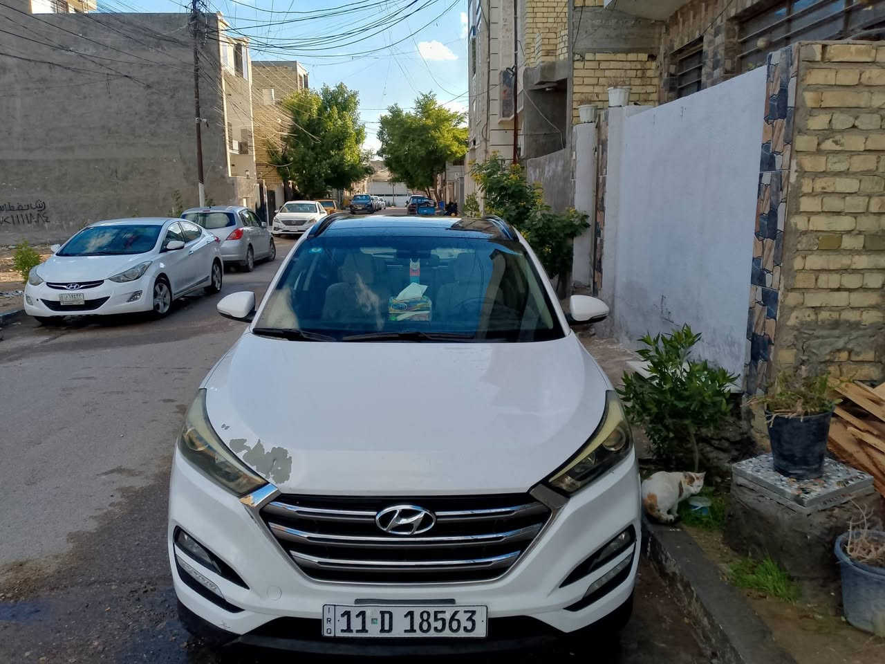 توسان 2017 خليجي ما بيها صبغ بس بارد خفيف بالباب السعر 176 الموقع بغداد حي الجهاد ***********
