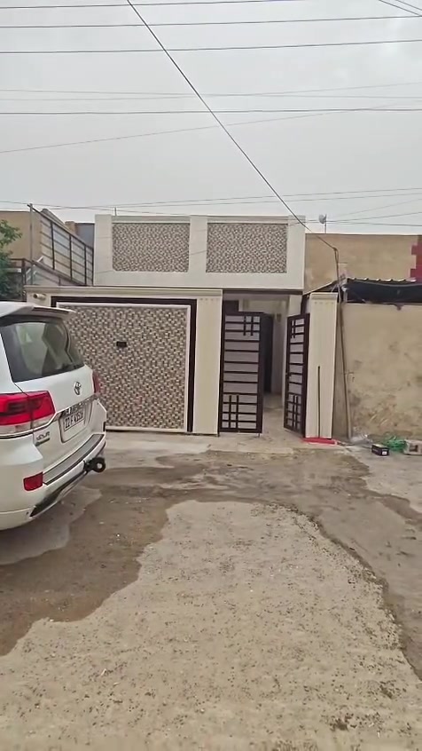 يالله اسلام عليكم
مشتمل للبيع مساحه, 100متر 
العنوان تاحي سبع البور منطقه ال7000
قريب على شارع 60 قرب المستشفى الجديد
البيت كامل او خير من الله 
للتواصل واتساب***********
