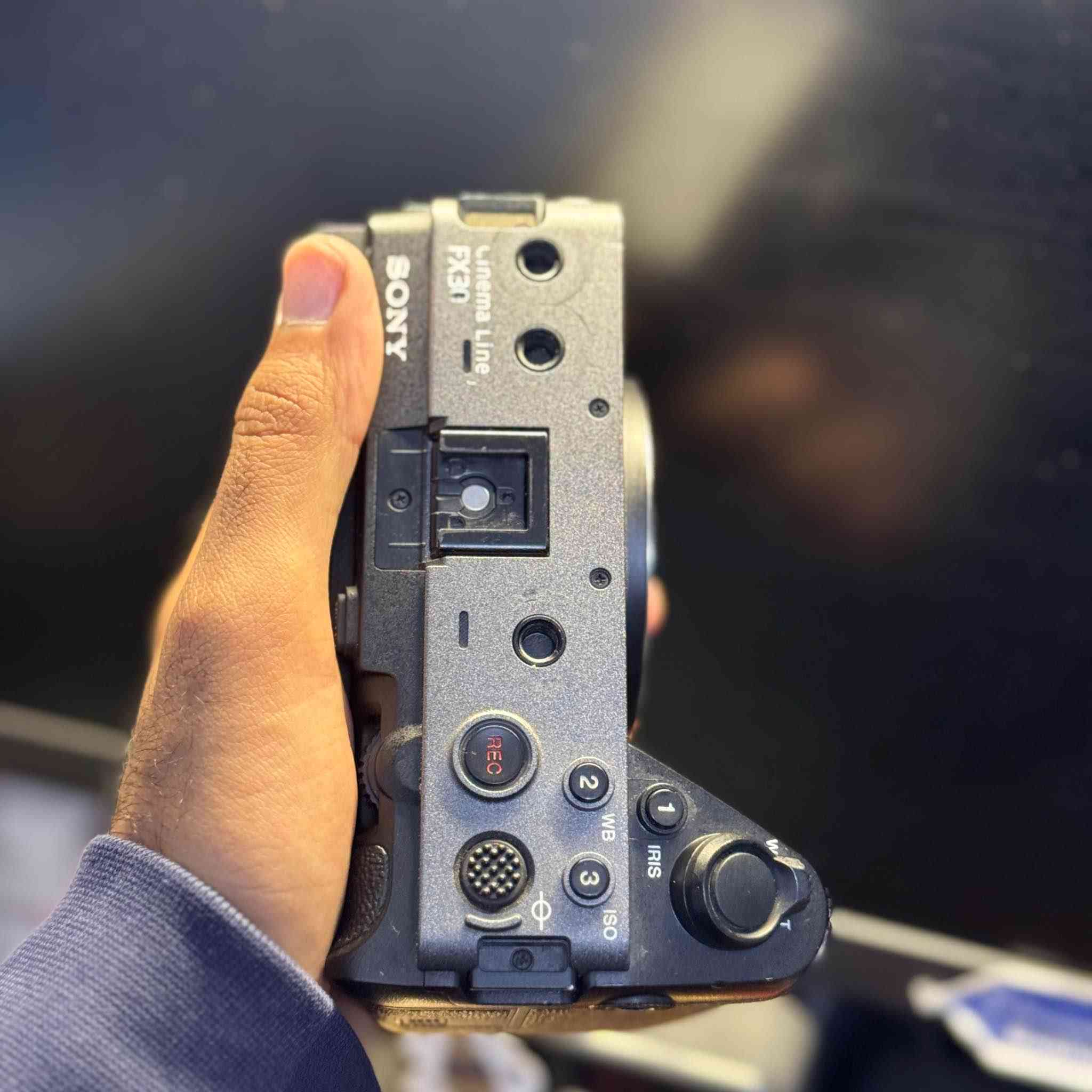 بدي سوني fx30
كامل ملحقات كارتون شاحنة بطارية حزام قبق
سعر مليون و900 
نظافة حلوة مكانها بغداد ومتوفر توصيل 🚚 
تواصل خاص بغداد, العراق


**إذا كنت صاحب هذا الإعلان وتريد حذفه لأي سبب، رجاءا أرسل رسالة إلى الدعم الفني**