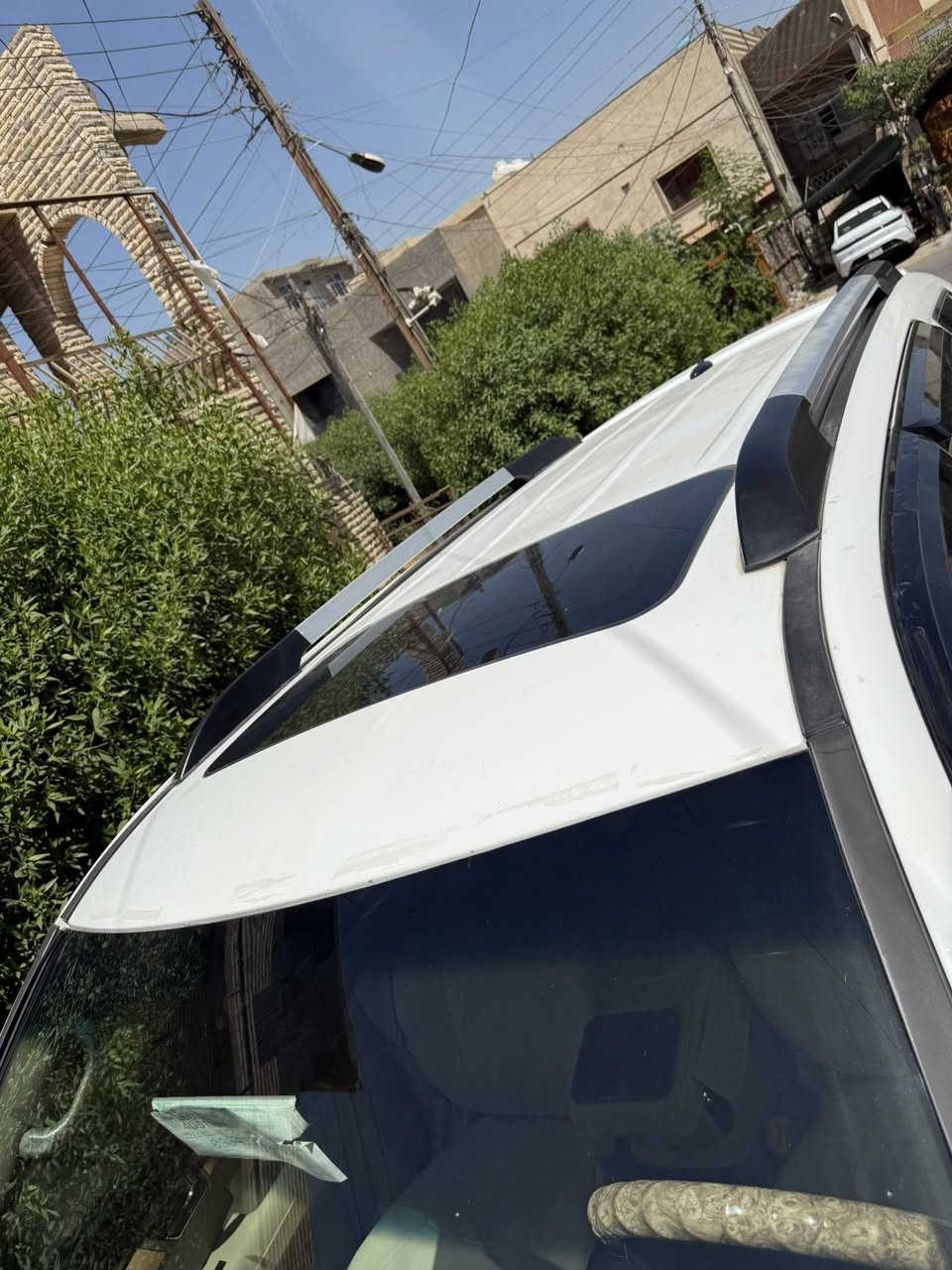 السلام عليكم للبيع مهافي ٢٠١٤ السيارة فول واحد ع واحد اعلى فئة بلمهافي مكينة كير صدر تخم تاير كلة مكفول تبريد ثلج ❄️ السيارة بيهة صبغ الجنطة فقط و  البنيد قطعة اصلية لأكن مفتوح اثر لحيم البنيد اكفلة من الصبغ و قطعة اصليةةةة سعر السيارة ١٥٠ و بيهة مجال مكان بغداد البياع الرقم (***********)يوجد واتساب
