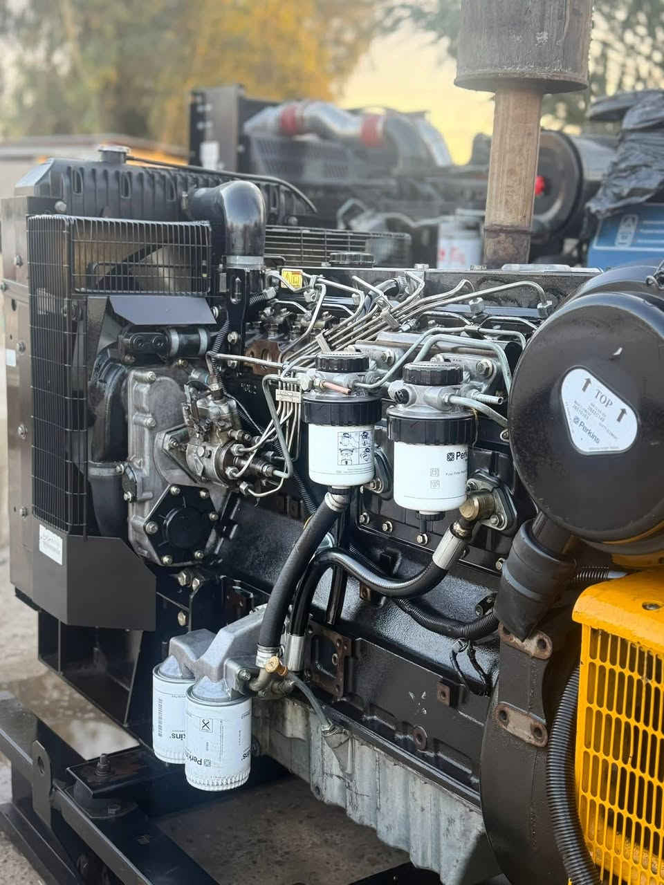 تصليح وتجفيت جميع أنواع المولدات الكهربائية والميكانيكيه في جميع محافظات العراق مستعدون ادامت مولدات الشركات والمعامل والفنادق مع ضمان العمل بيركزن كتر كمنز دايو اسكانيه فالفو افيكو اشتاير دويز مع ادامه مجانية ما بعد التصليح خصم إلى مولدات الاهالي المتعففه وإلى الجيش العراقي البطل ***********==***********
