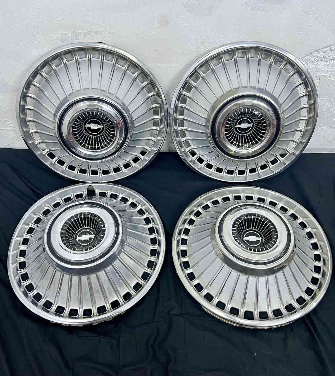 السلام عليكم البيع كبات 63 حجم 14 
               مكاني حريه 
***********
