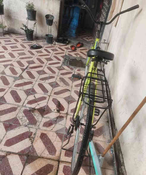 السلام عليكم
باسكل للبيع لون مميز 
موديل ٢٠٢٣ 
عنوان بغداد حي العامل 
نقص بريك امامي فقط جاملاغاته موجوده 
السعر ١٢٥
الاستفسار ***********
