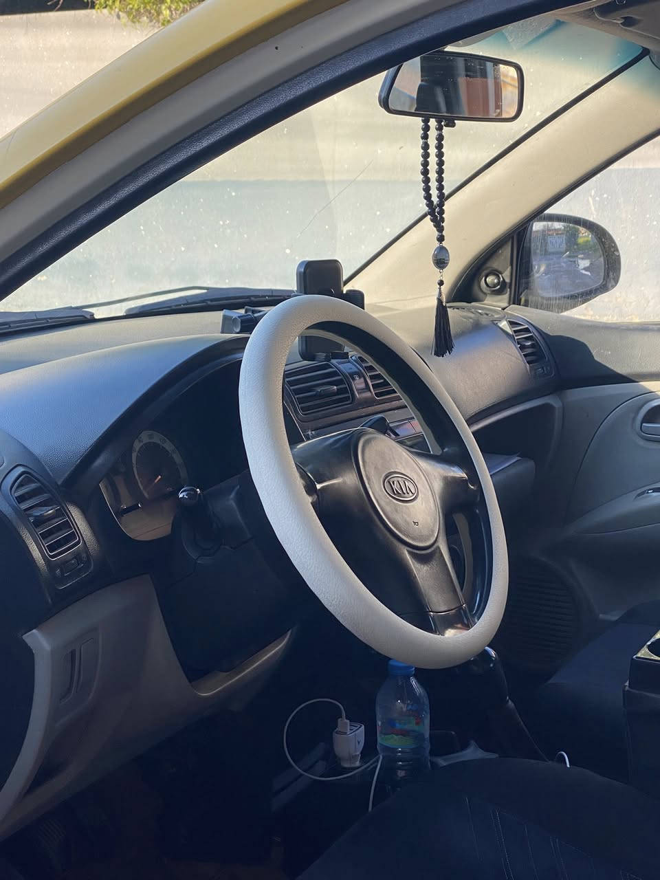 السلام عليكم
كيا   بيكانتو.  (2009)  

رقم.  نينوى  مسطره

سنويه. الى (2030)

هيئه غرامات (صفر )

كير شرط مطكينه صرف ابيعك 

كاربون بانزين 

طخم /عينه كلج كلوشادوً  جديد. انطيك شرط

الضرر. بوند مبدل مال كصه (جاملغ جهت السايق كذالك مبدل مال كصه )

مكانها الايسر موصل /

السعر 60  وبيها مجال 

رقم الهاتف /***********
