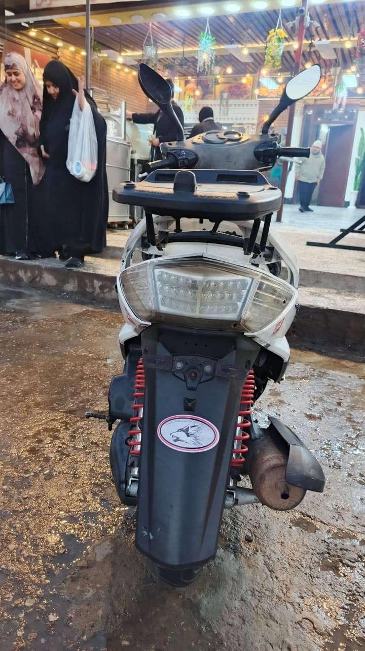 ‏السلام عليكم دراجة للبيع سكنس فحل  بلاديه كلة شغال سلف هندر كهربائيات اشاير زنون  لايت كلة شغال شاشه ٣ الاوان رون شغال سرعه شغاله بانزين شغال جدد دهن جديد ٧٥٠
***********
