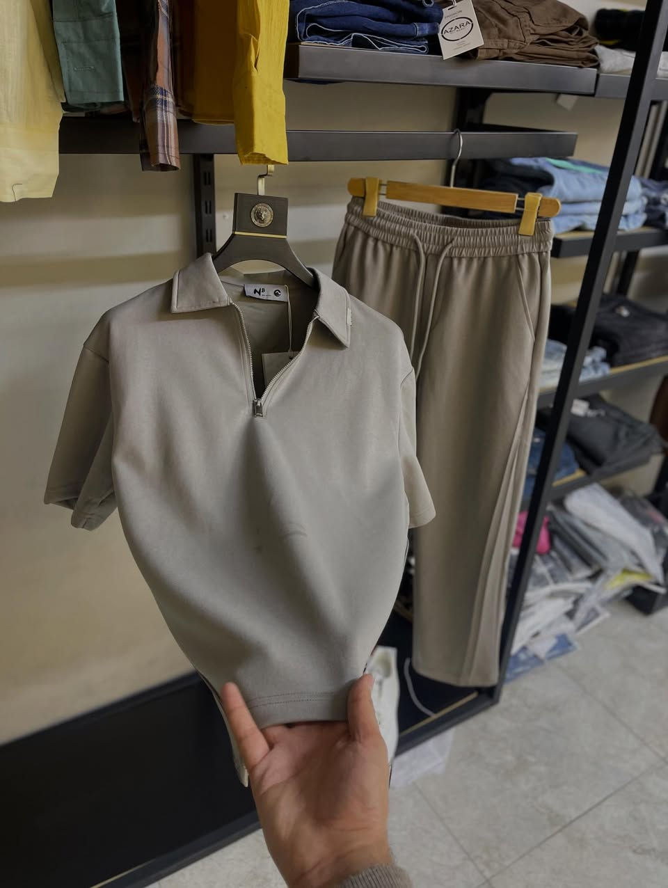 ازياء🔖محمد هاشم   سوت كلش مختلف ✈️✈️✅
📍العنوان الزعفرانية _ نهاية شارع المعهد _ السدة _مجاور جامع المصطفى 

🚨🆘يتوفر خدمة توصيل لكافة المحافظات العراقية 

للحجز مراسلة البيج او التواصل عبر الرقم ***********
