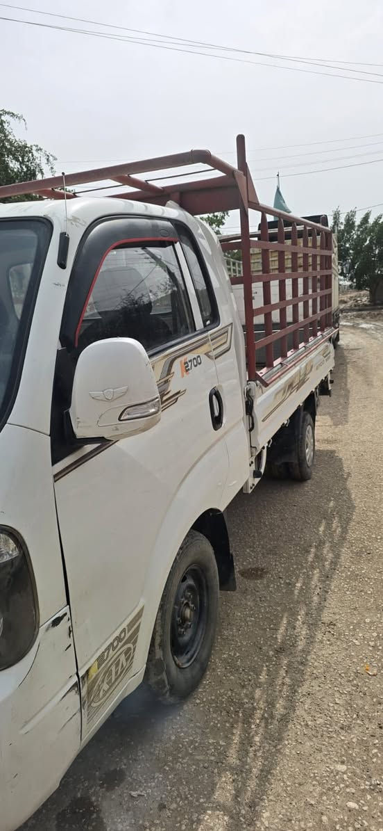 سلام عليكم 
اخوان مكلف بالنشر لحد يعلق او يدز خاص 
اي استفسار اتصل على صاحب السيارة
وهذا رقمه *********** حسام

للبيع كيا حمل موديل 2020
بالسعر 127 $
وبيها بس هاي الطخة من جهة السايق 
والباقي كدامكم واضح
والسيارة جاهزة من كلشي
مكان السيارة بغداد ناحية الوحدة قرب بسماية
