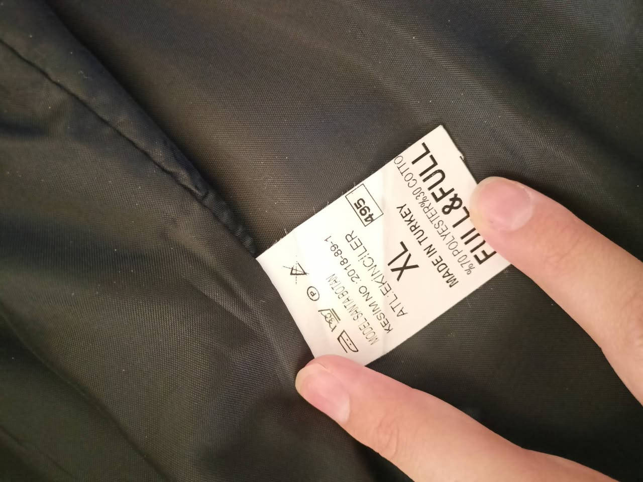 ئەم قاتە سێ پارچانە  بۆ فرۆشتن هەموی مارکەیەو یەک جار لەبەر کراوە باڵای 171 کێش تا 75


**إذا كنت صاحب هذا الإعلان وتريد حذفه لأي سبب، رجاءا أرسل رسالة إلى الدعم الفني**