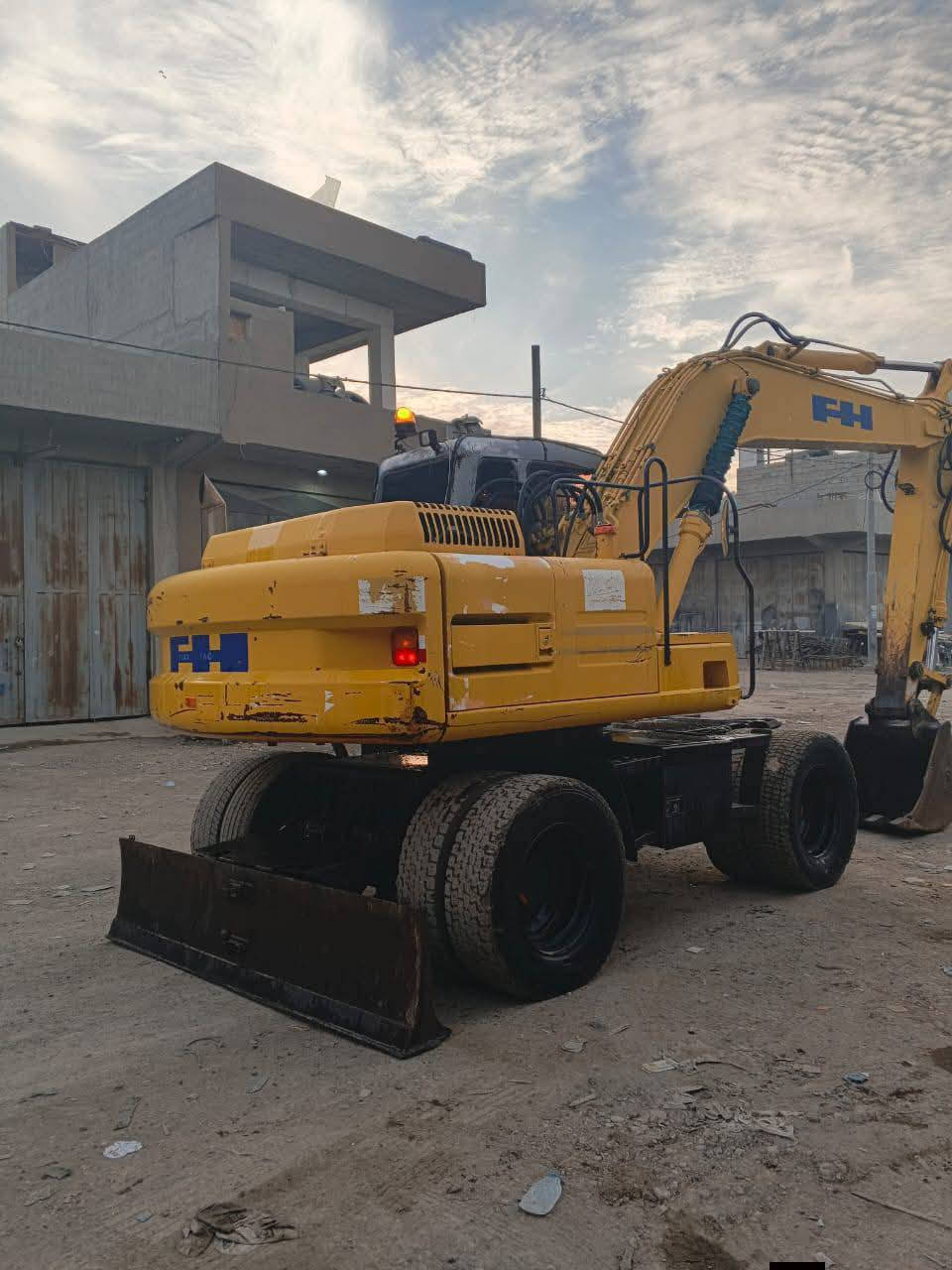 البيع سعر260ماجال
***********
