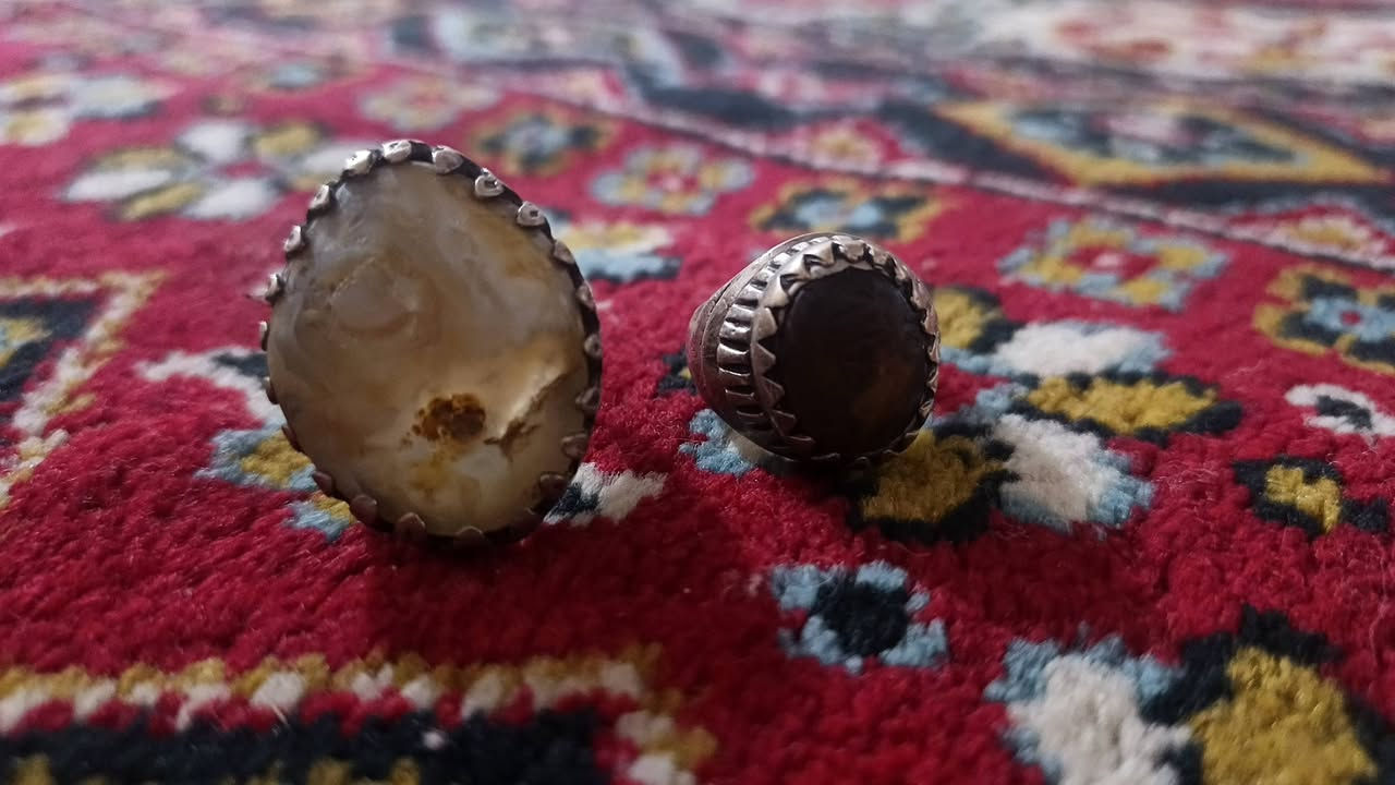 محابس نوادر للبيع 
للتواصل خاص فقط 
ملاحظة ) الاحمر مخطوط خط قديم (يا قائم ال محمد )


**إذا كنت صاحب هذا الإعلان وتريد حذفه لأي سبب، رجاءا أرسل رسالة إلى الدعم الفني**