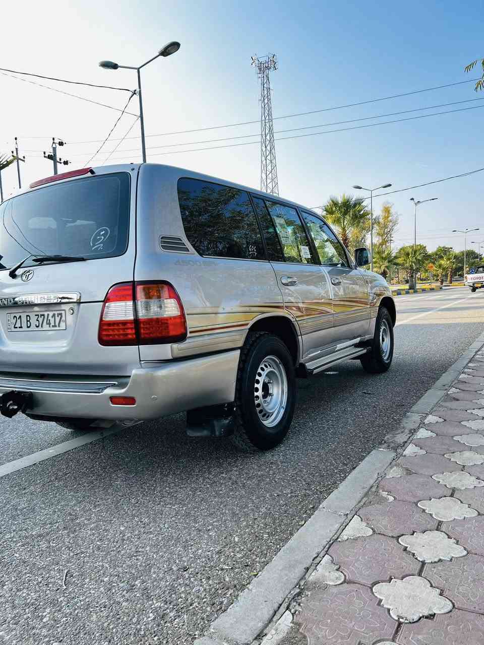 مونيكا موديل ٢٠٠٥فول مواسفات ٤پارجةي پةمپة تايةي تازةية سةنةويوو رةقةم تازة گيروو مةكينة بةشرط مالي دوستة         ژمارةي تلفون ***********
